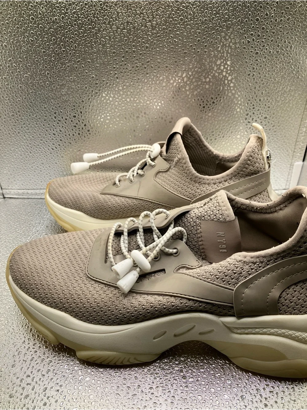 Steve Madden Women's Taupe Knit Platform Sneakers